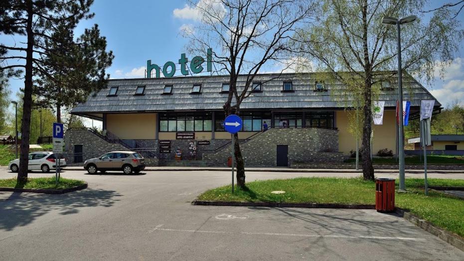 Hotel Grabovac Plitvicka Jezera Exterior photo